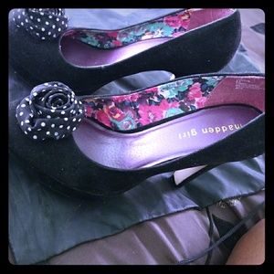 Madden Girl Blk- 4" Suede Pumps
